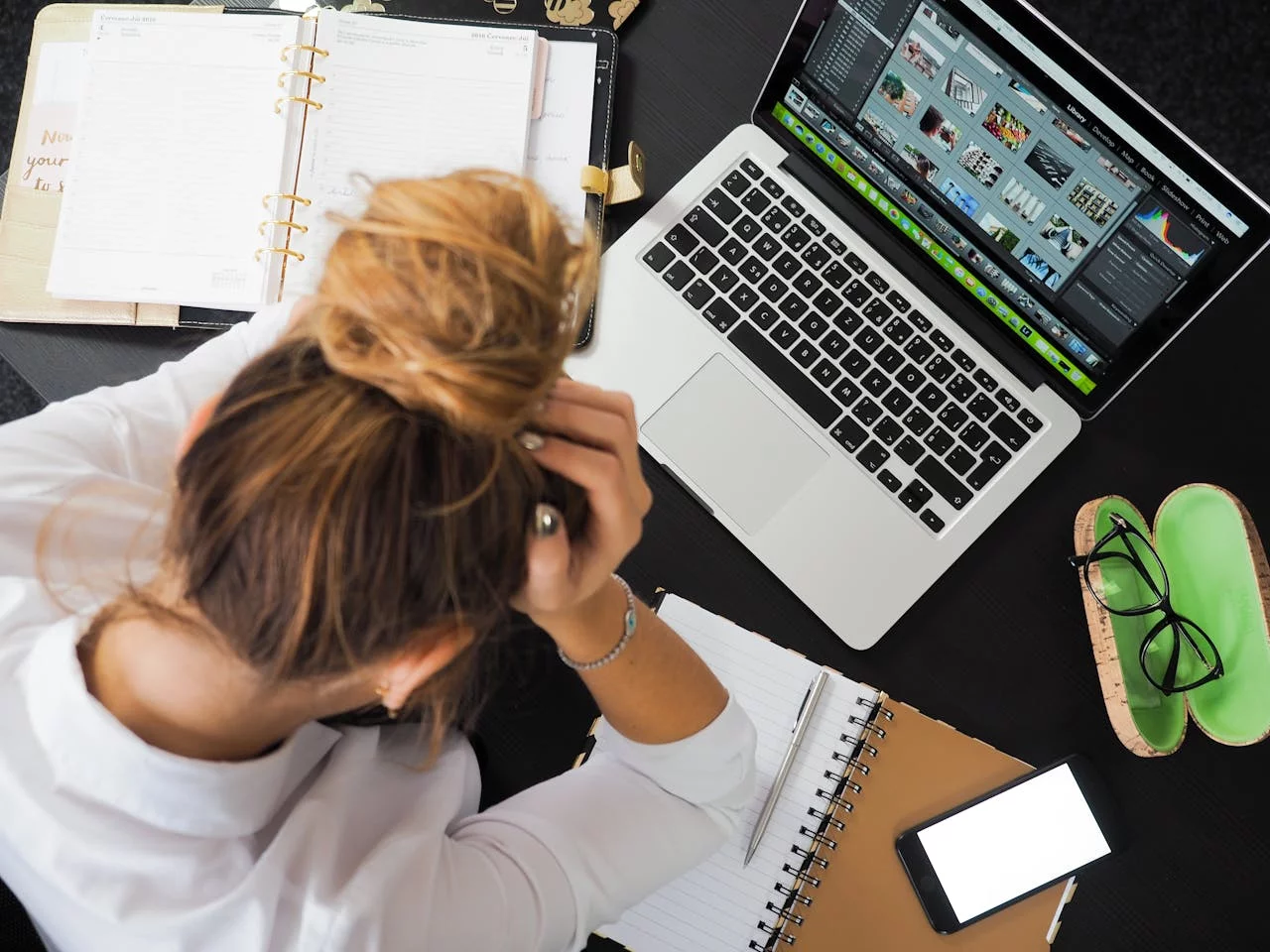 IT Freelancing: Pros and Cons You Must Know